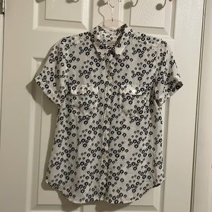 🛍️EUC Loft button down collared blouse size sp 268